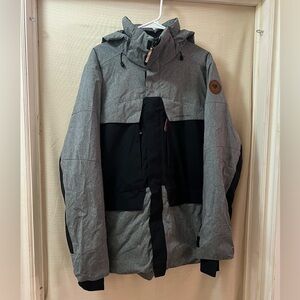Obermeyer Men's Charcoal and Black Ski Jacket Multiple Pockets size medium
